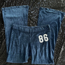 Load image into Gallery viewer, Vs pink velour navy flare
