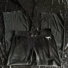 Load image into Gallery viewer, Vs pink velour black sequin
